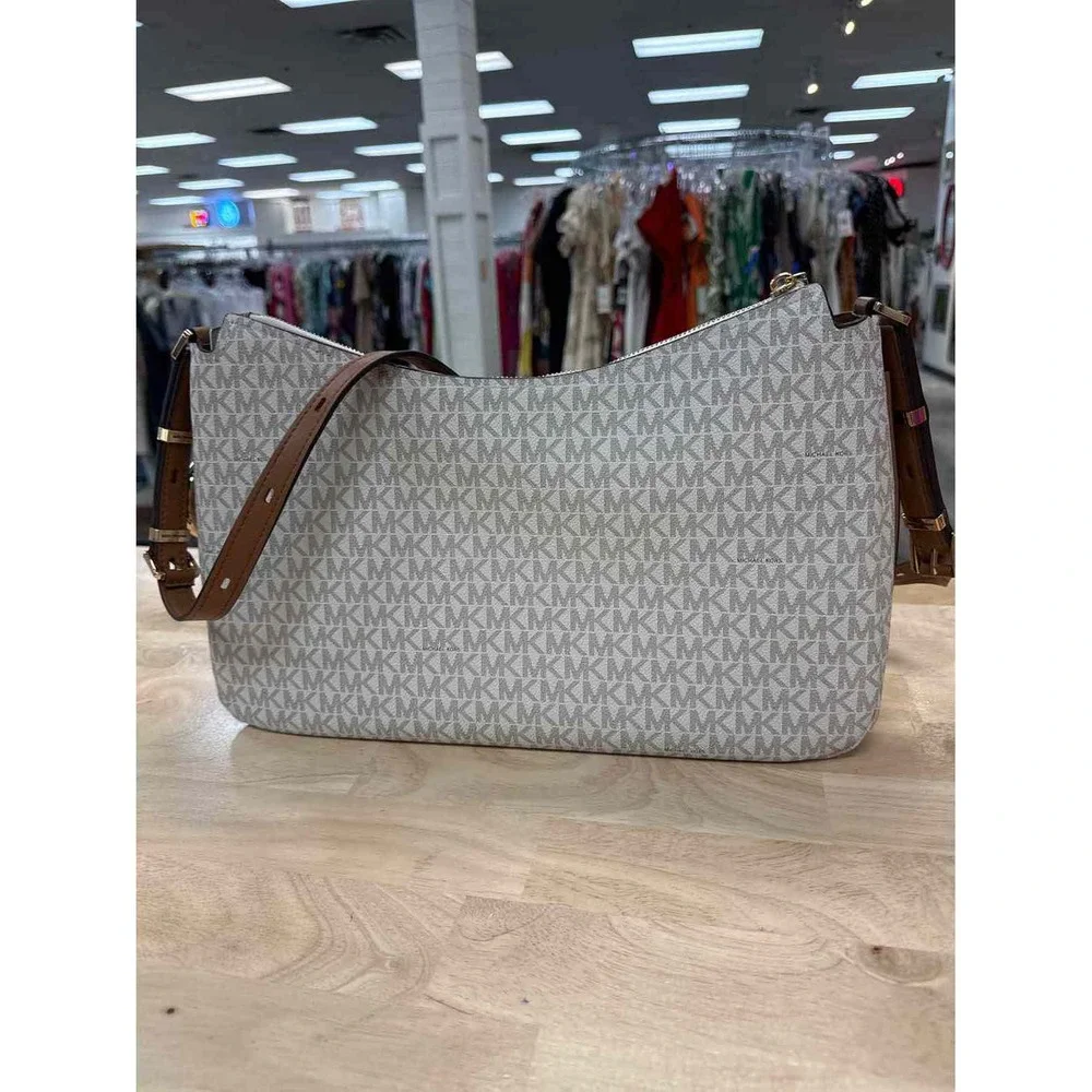 Michael Kors Cream Shoulder Preloved Nolita Handbag